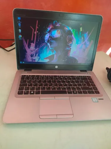 Notebook DDR4, com bateria boa 
