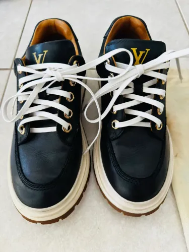 Tênis Louis Vuitton Preto Couro Masculino
