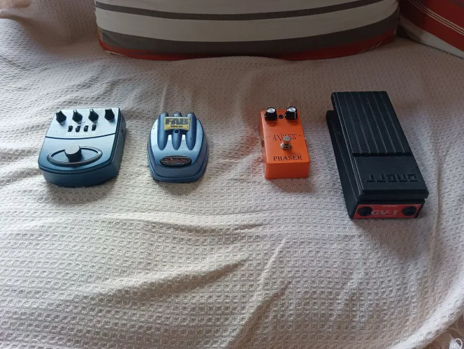 Pedais de guitarra!
