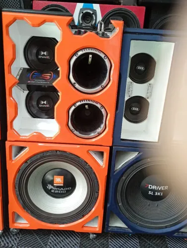 Som Bob esponja JBL 15, polegadas 2200