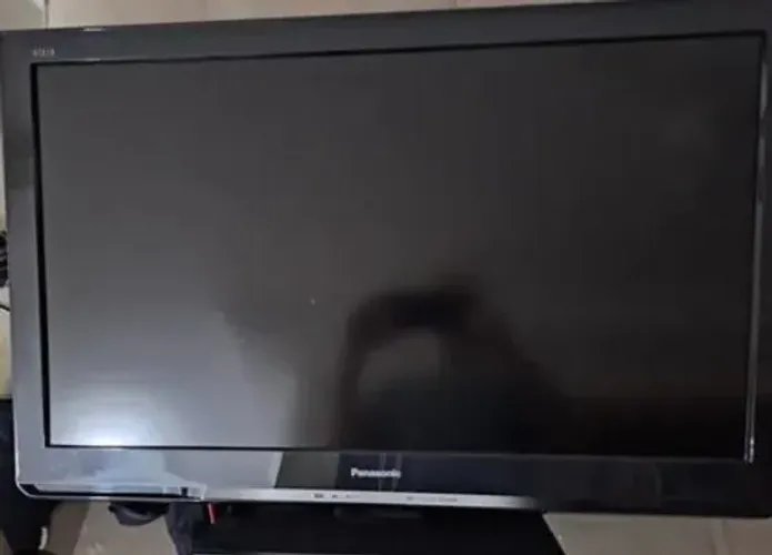 Tv lcd 32p com defeito