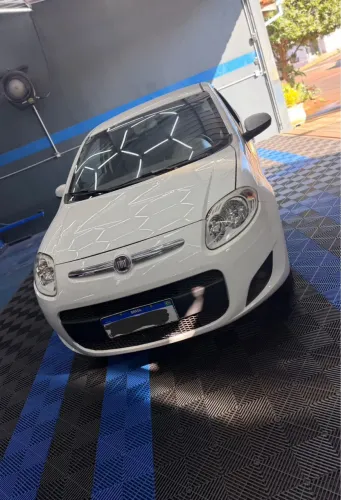 Fiat Palio Attractive 1.0 EVO Fire Flex 8V 5P 2013