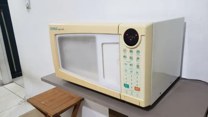 Micro ondas Electrolux 26L CONSERVADO! (ENTREGO)