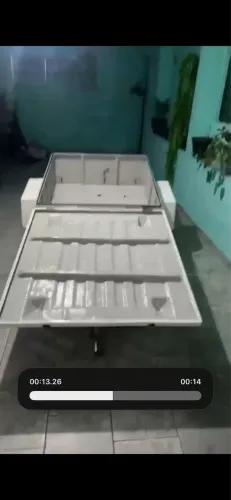 Carretinha karmanguia fechada linda