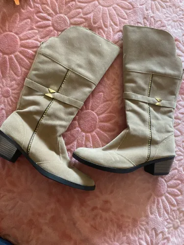 Bota montaria