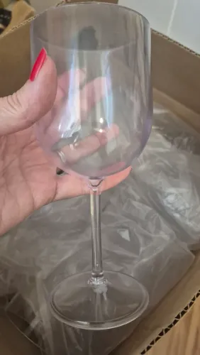 12 taças de acrílico para vinho