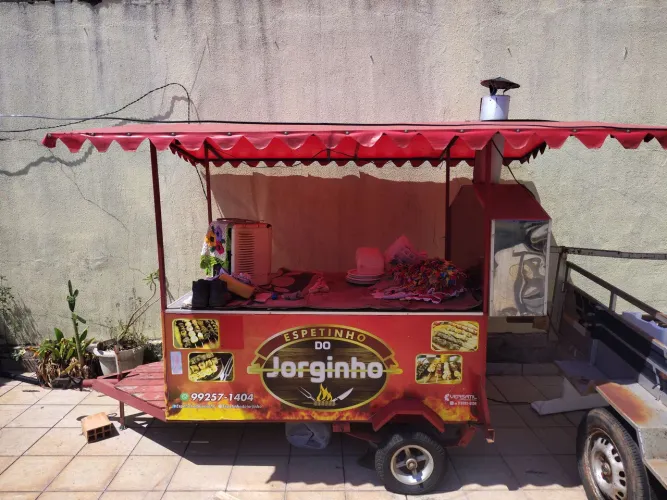 Carrinho de churrasquinho