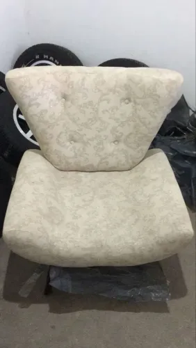 Vendo 2 cadeiras decorativas
