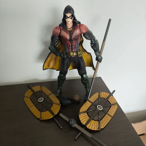 Loja Mundo - Robin Play Arts Kai 24,5cm action figure bootleg boneco batman DC super heroi