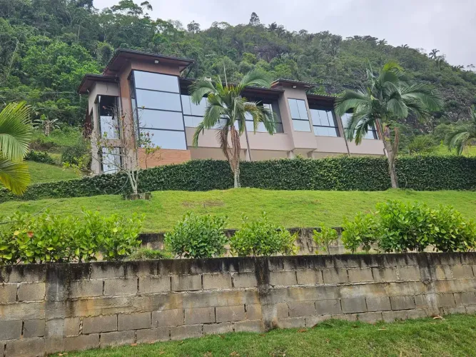 I MANSÃO DE ALTO PADRÃO EM Vargem Alta 400m2 e area 33.000m² | VISTA PARA MONTANHAS | EX