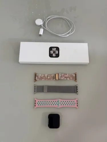 Apple Watch SE 2ª geração - GPS 44mm