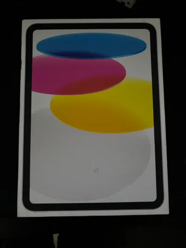 iPad 10ª Geração 64GB Prata + Garantia Apple até Dezembro + Acessórios Lacrados