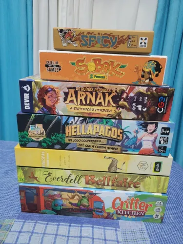 Jogos de Tabuleiro (Base e Expansões)