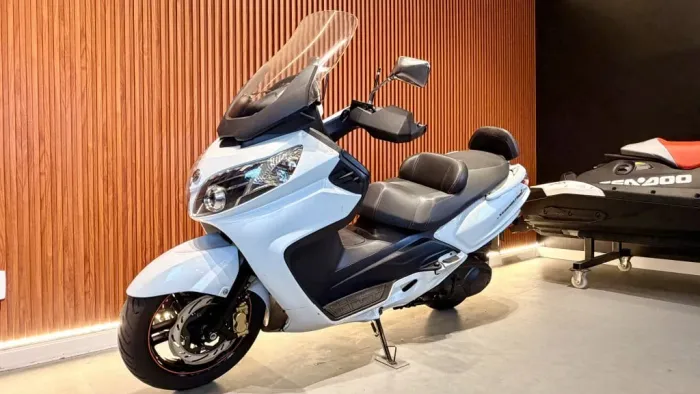 DAFRA MAXSYM 400i