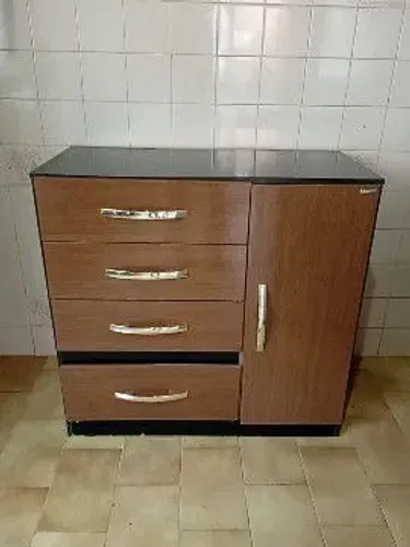 Vendo uma Cômoda