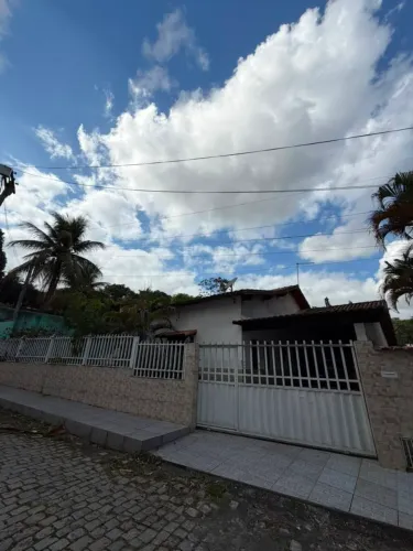 Casa de quatro quartos em Itaboraí