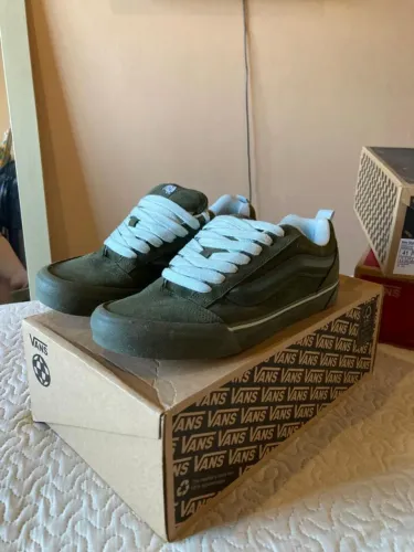 Vans Knu Skool