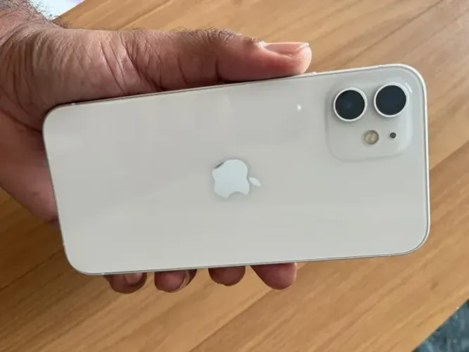 iPhone 12 64GB
