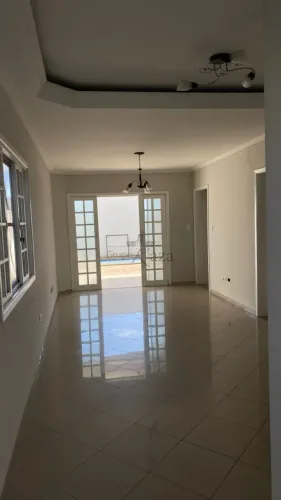 Oportunidade - Casa Condomínio - Residencial Itália Boulevard - Jardim Santa Maria - Jacar