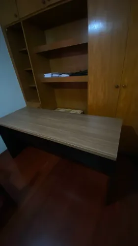 Escrivania/Mesa de Escritório 1,80m x 70cm - Excelente Espaço