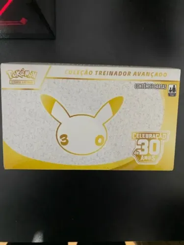 ETB 30 Anos Pokémon PT-BR Lacrada