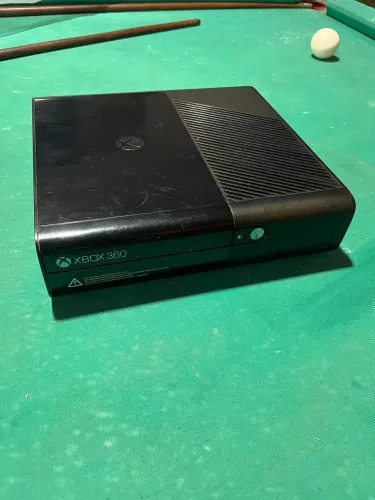 Xbox 360 super slim