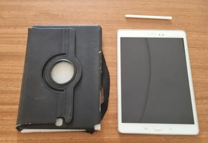 Tablet Samsung Tab A 9.7 com S PEN