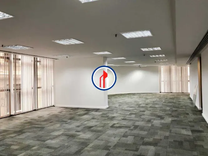 Sala : / Comercial / Centro