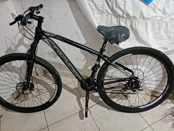 Bicicleta aro 29 quadro alumínio freios a disco bem conservada.$650