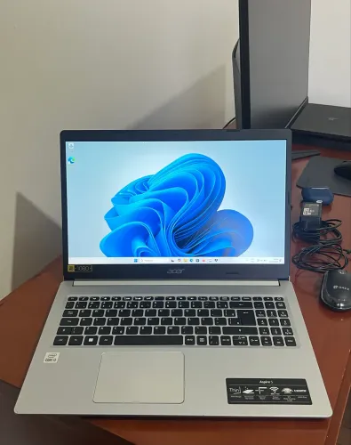 Notebook Acer Aspire 5 semi-novo!! NÃO ACEITO OFERTAS