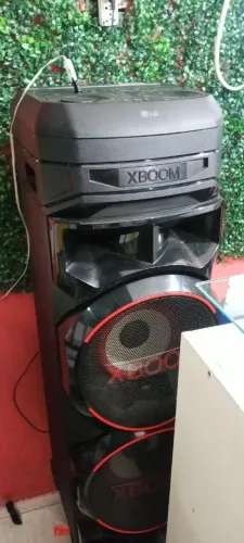 Caixa de som Lg