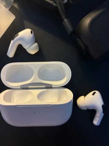 AirPods Pro 2 (Nota fiscal + capa de brinde)