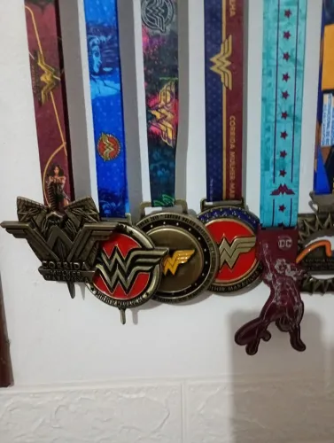 Medalhas corrida Mulher Maravilha