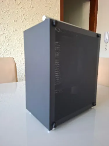 Gabinete METALFISH T40