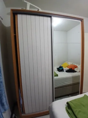 Vendo Guarda roupa