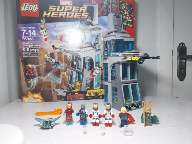 Lego 76038 Ataque a Torre dos Vingadores 