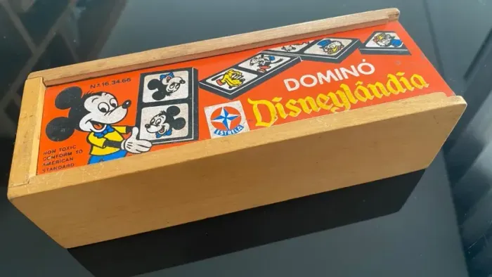 Dominó Disneylândia Estrela Anos 70 (Item de Colecionador)