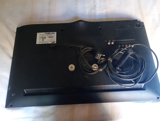 Tv Samsung 32 polegadas comum não é esmart