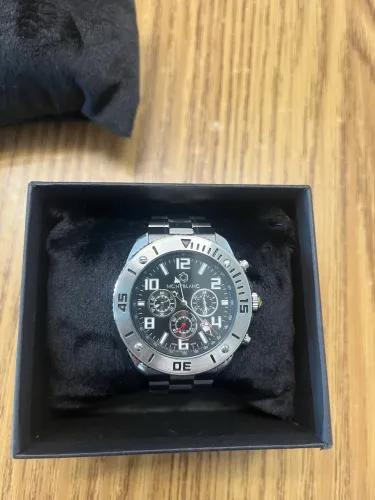 Relógio MontBlanc super conservado. Elegante todo em aço.