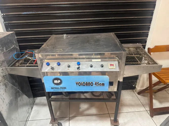 Vendo forno elétrico de esteira monofásico Volcano 45 cm.
