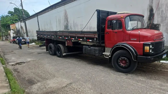 Frete caminhao truck em ananindeua 