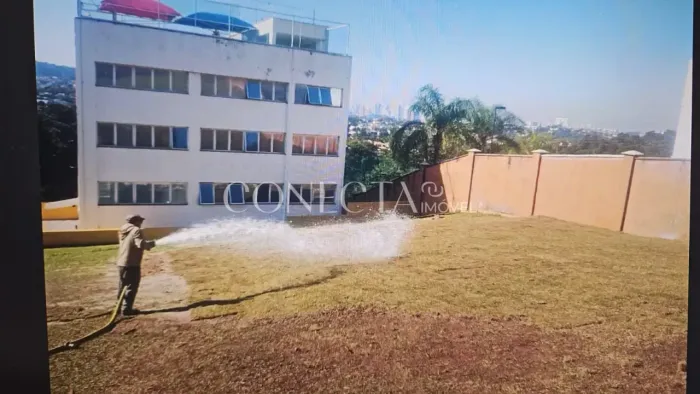 Terreno Burle Marx comercial
