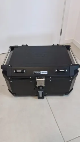 Baú Givi Obkn58b Outback 58 Litros Alumínio Preto Traseiro