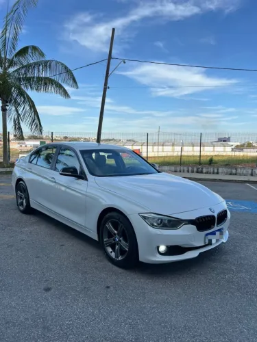 BMW 320I A 2.0 Turbo/activeflex 16V 184cv 4P 2013