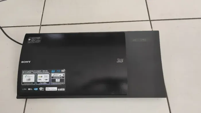 Home théâtre Sony BDV n990w para tirar peças