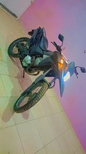 XRE 300 filé leia o anúncio 