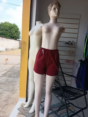 Manequim feminino