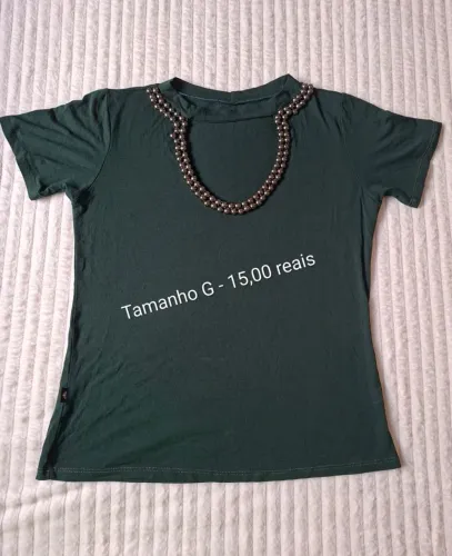 Roupas super em contas