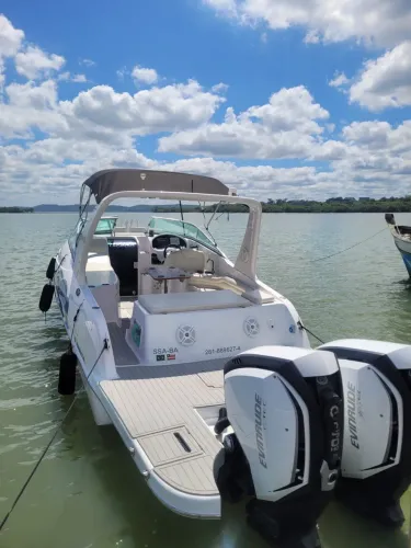 Lancha Magna 28, parelha 150 HP 420 horas