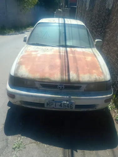 Toyota Corolla LE 1.8 1997